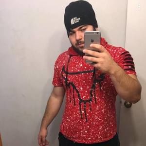 Meet your Posher, Adam